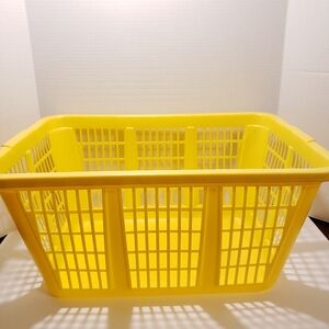 Vintage Rubbermaid Yellow #2965 Laundry Basket